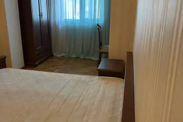 Satılır Köhnə Tikili Gənclik Mallda 