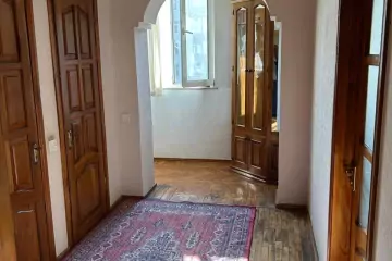 Satılır Köhnə Tikili Gənclik Mallda 