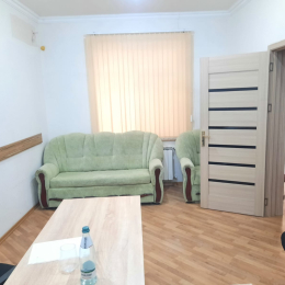 Ofis kirayə 2 otaqlı 70 m², 1 sot  ərazi, Elmler Akademiyası