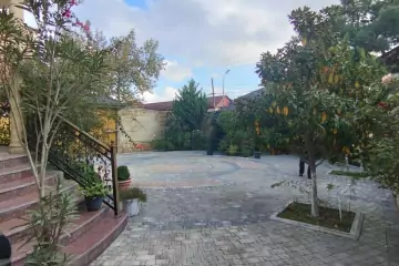 Satılır Həyət Evi Biləcəridə 