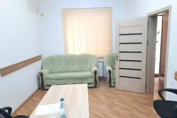 Aylıq Kirayə Ofis Elmler Akademiyasıda 