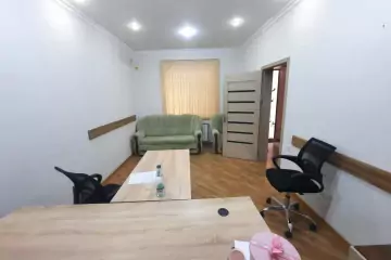 Aylıq Kirayə Ofis Elmler Akademiyasıda 