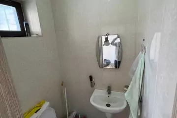 Aylıq Kirayə Ofis Elmler Akademiyasıda 