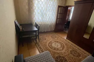 Satılır Köhnə Tikili Qaraçuxurda 