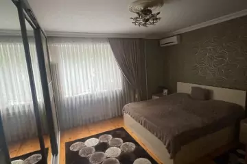 Satılır Köhnə Tikili Qaraçuxurda 