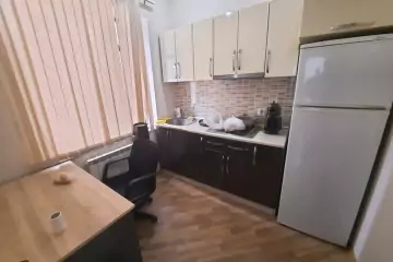 Aylıq Kirayə Ofis Elmler Akademiyasıda 