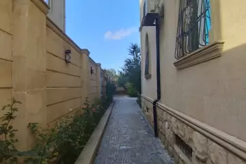 Satılır Həyət Evi Biləcəridə 