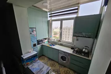 Satılır Yeni Tikili Bakıxanovda 