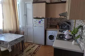 Satılır Yeni Tikili Həzi Aslanovda 