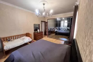 Satılır Köhnə Tikili Yeni Günəşlidə 