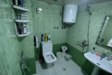 Satılır Köhnə Tikili Yeni Günəşlidə 