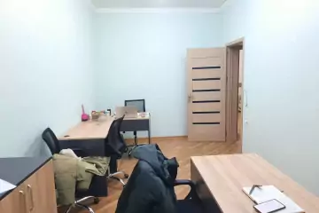 Aylıq Kirayə Ofis Elmler Akademiyasıda 