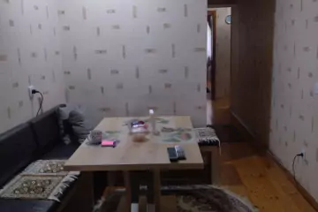 Satılır Köhnə Tikili Qaraçuxurda 