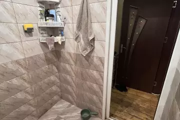 Satılır Köhnə Tikili Binəqədidə 