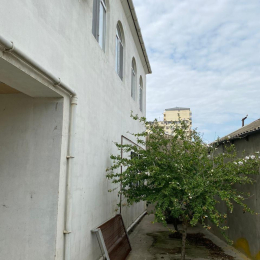 Satılır 6 otaqlı Həyət evi 300 m², 5 sot  torpaq, Xırdalan şəhəri