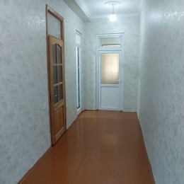 Satılır 2 otaqlı Köhnə Tikili 55 m², Gəncə prospekti
