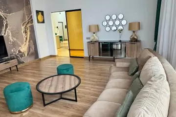 Aylıq Kirayə Yeni Tikili İçərişəhərdə 