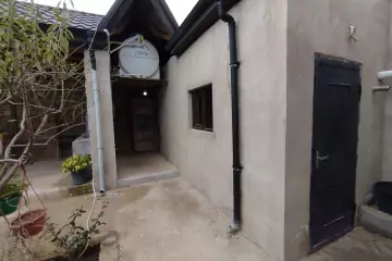 Satılır Həyət Evi Buzovnada 