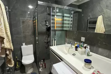 Satılır Yeni Tikili Masazırda 