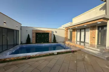 Satılır Bağ Evi şüvəlanda 