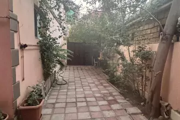 Satılır Həyət Evi Xırdalan şəhərində 