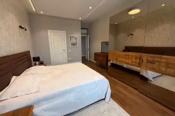 Aylıq Kirayə Yeni Tikili Ağ şəhər Kompleksində 