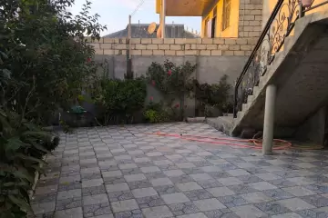 Satılır Həyət Evi Masazırda 