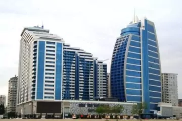 Satılır Yeni Tikili Ağ şəhər Kompleksində 