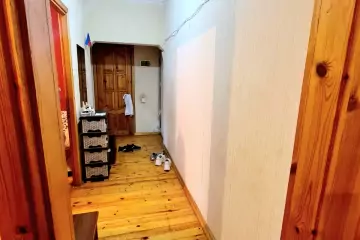 Satılır Köhnə Tikili Yeni Günəşlidə 