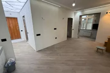 Satılır Köhnə Tikili Biləcəridə 