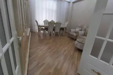 Aylıq Kirayə Yeni Tikili Ağ şəhər Kompleksində 