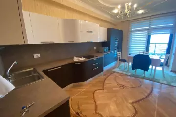 Satılır Yeni Tikili Ağ şəhər Kompleksində 