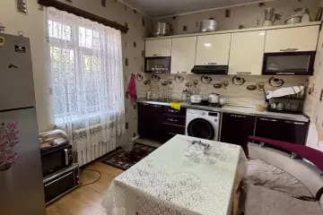 Satılır Həyət Evi Savalan Qəsəbəsida 