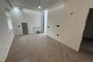 Satılır Köhnə Tikili Biləcəridə 