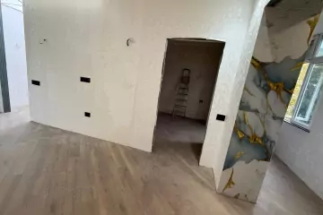 Satılır Köhnə Tikili Biləcəridə 