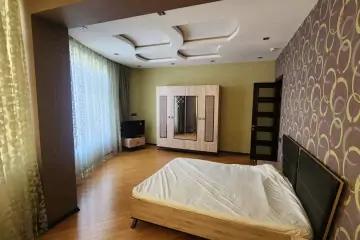 Satılır Yeni Tikili Beşmərtəbədə 