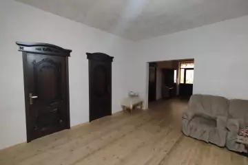 Satılır Həyət Evi Buzovnada 