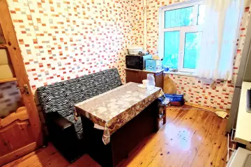 Satılır Köhnə Tikili Yeni Günəşlidə 