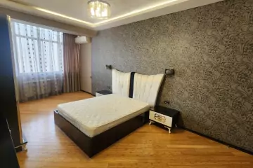 Satılır Yeni Tikili Beşmərtəbədə 