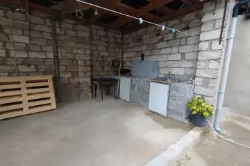 Satılır Həyət Evi Buzovnada 