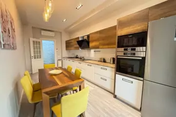 Aylıq Kirayə Yeni Tikili Ağ şəhər Kompleksində 