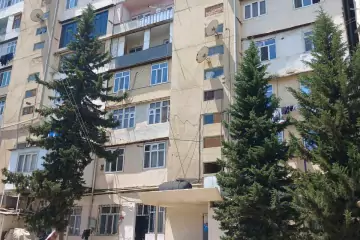 Satılır Köhnə Tikili Gəncə Prospektində 