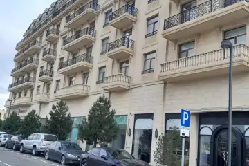 Aylıq Kirayə Yeni Tikili Ağ şəhər Kompleksində 