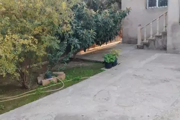 Satılır Həyət Evi Savalan Qəsəbəsida 