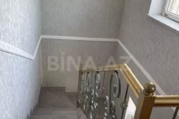 Satılır Həyət Evi Binədə 