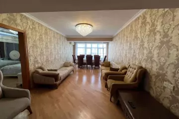 Satılır Köhnə Tikili Yasamalda 