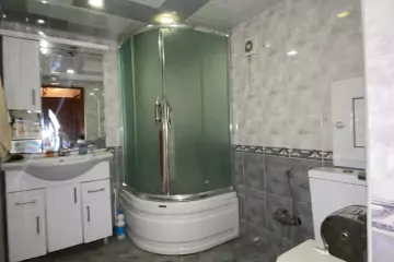 Satılır Yeni Tikili Bakıxanovda 