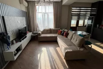 Satılır Yeni Tikili Masazırda 