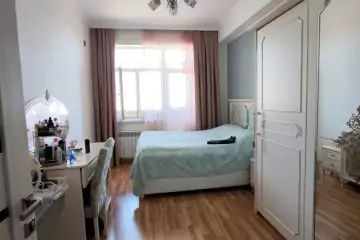 Satılır Yeni Tikili Ukraniya Dairəsida 