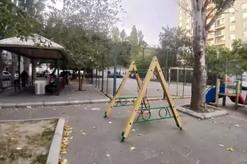 Satılır Köhnə Tikili 4-cü Mikrorayonda 